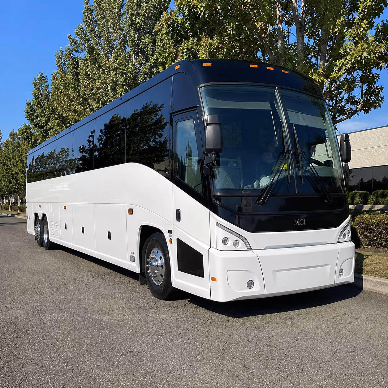 allen 50 passenger charter bus
