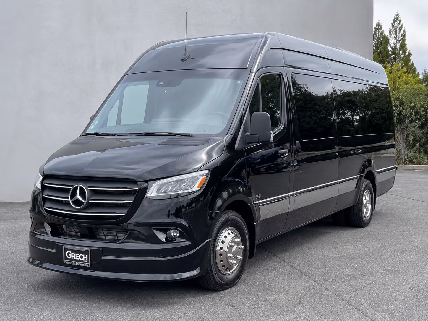 book the perfect ride for your next wine tour 4